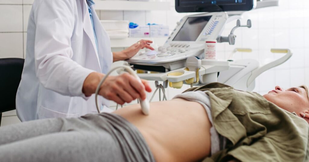 Primeiro check-up ginecológico │ Dra. Larissa Daun 2 2 1 Primeiro check up ginecologico │ Dra. Larissa 1